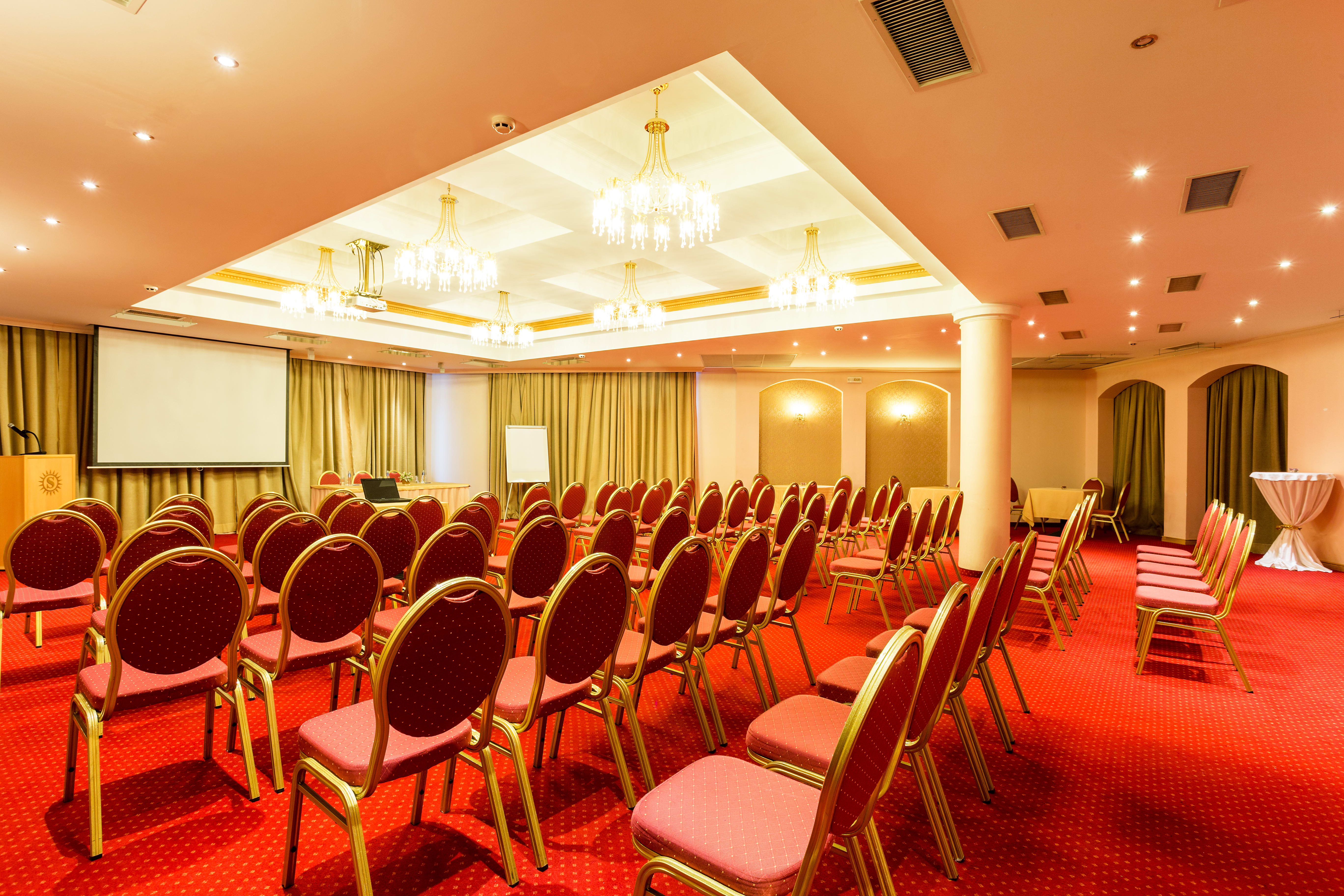 Romance Hotel and Family Suites 1