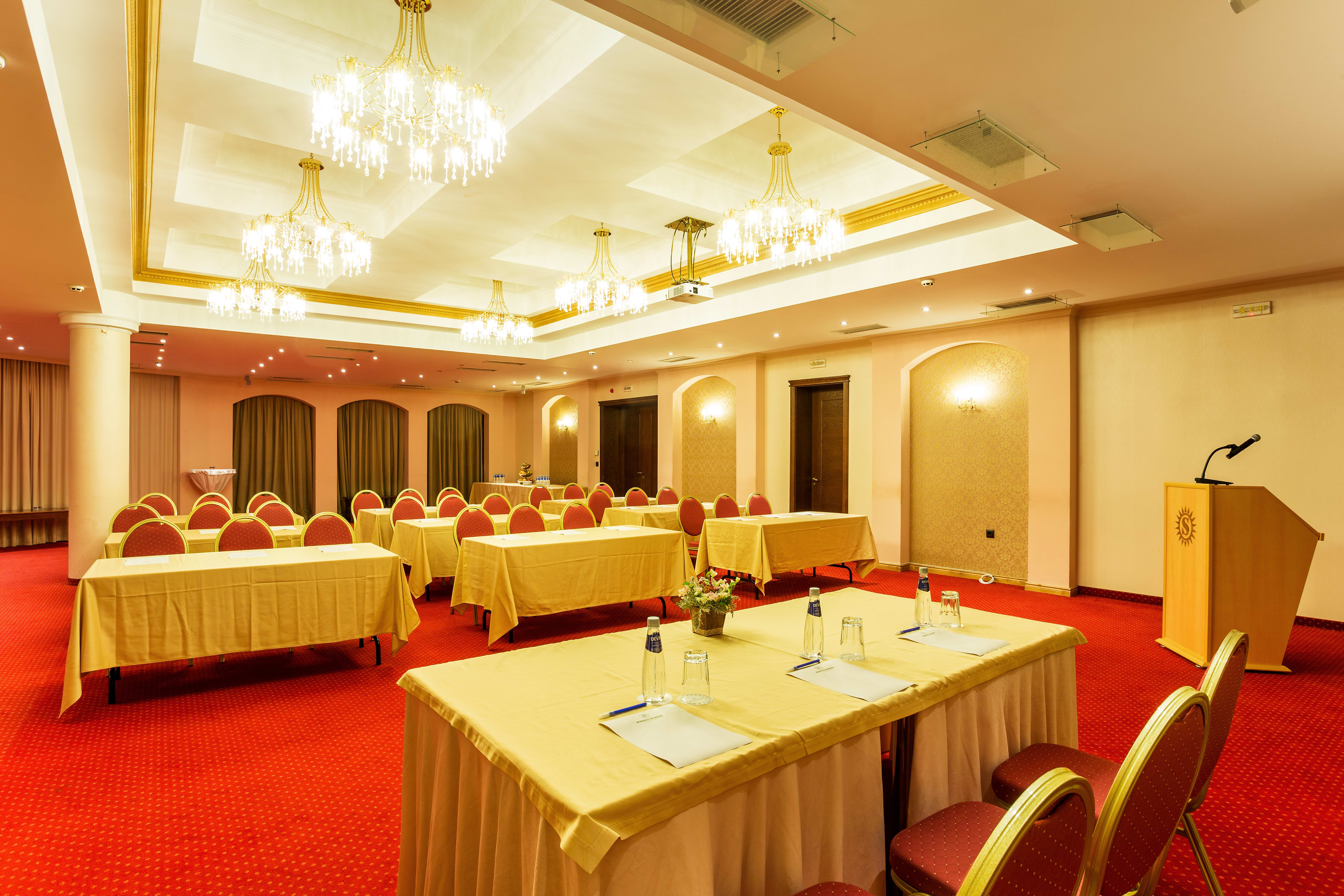 Romance Hotel and Family Suites 5