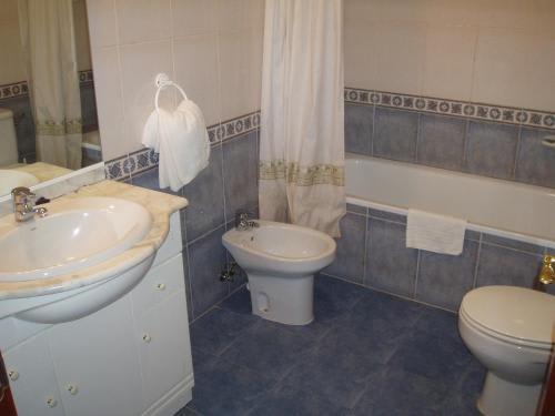 Apartahotel Los Hermanos 4