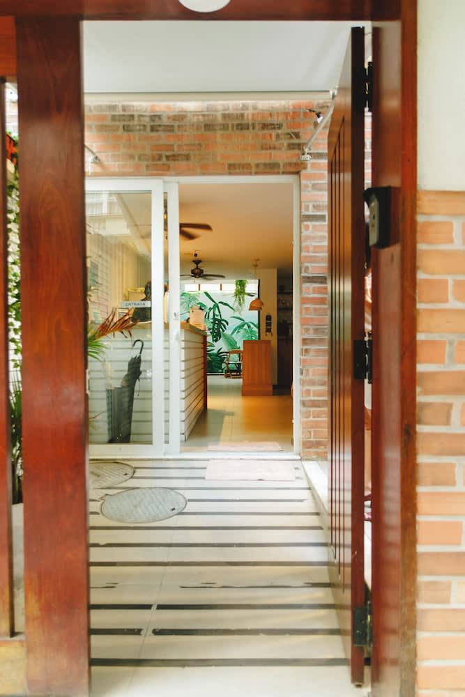 Palace Beach Hostel 2