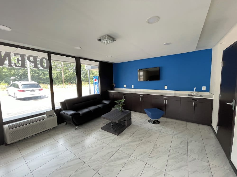 Americas Best Value Inn - Decatur 2