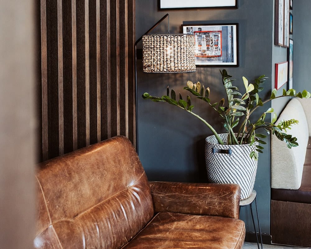 Schulz Hotel Berlin Wall at the East Side Gallery 5