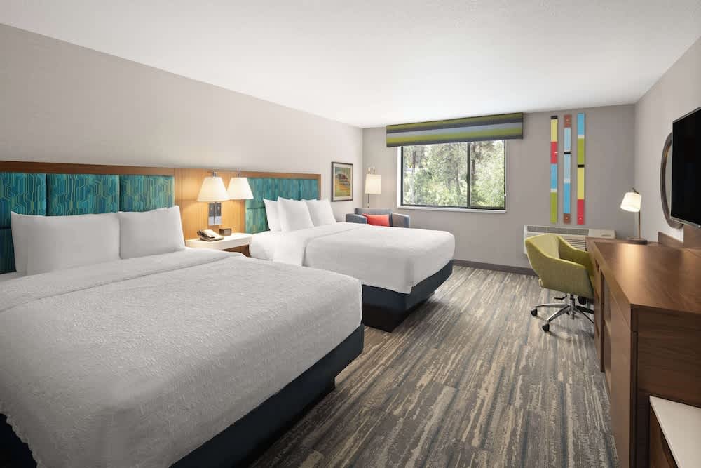 Hampton Inn Spokane 1