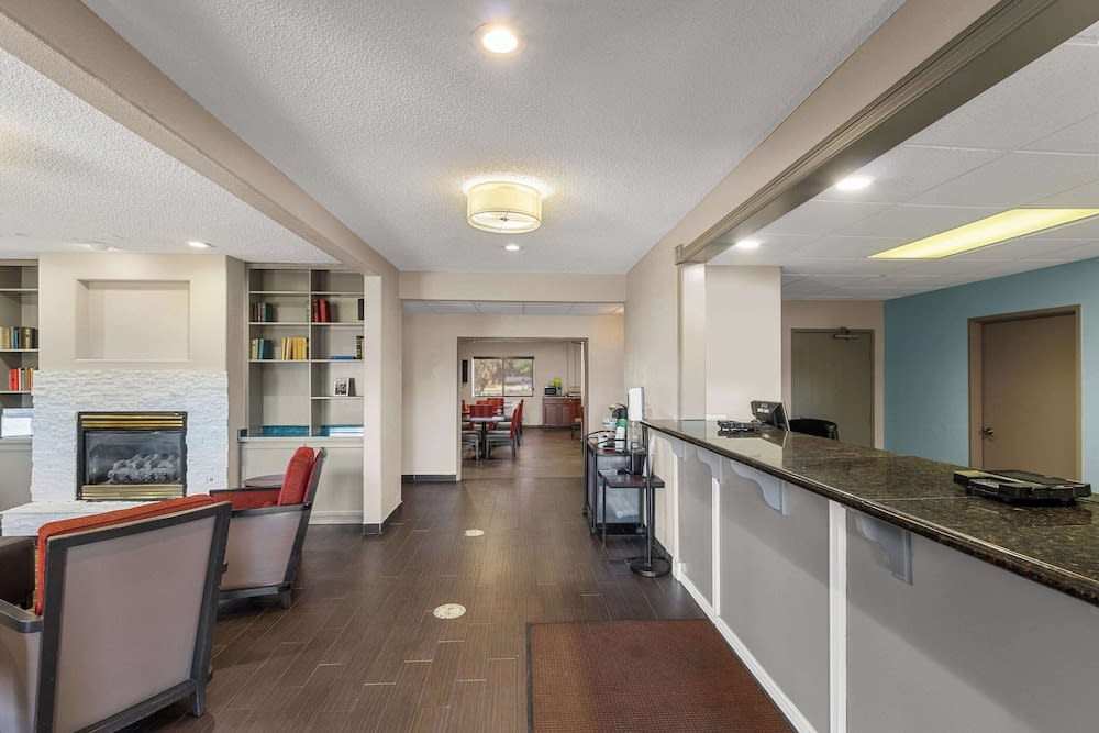 Quality Inn Denver Northeast Brighton 2