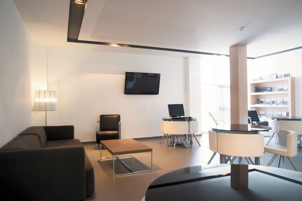 Hotel Sercotel Plana Parc 4