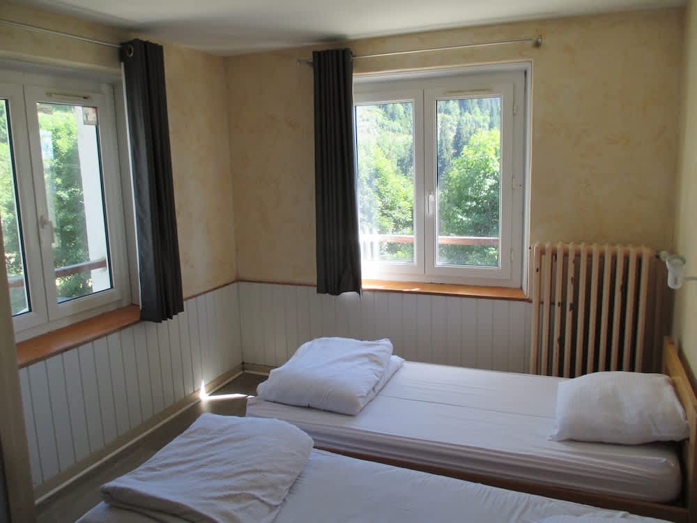 Auberge de Jeunesse HI Chamrousse 4