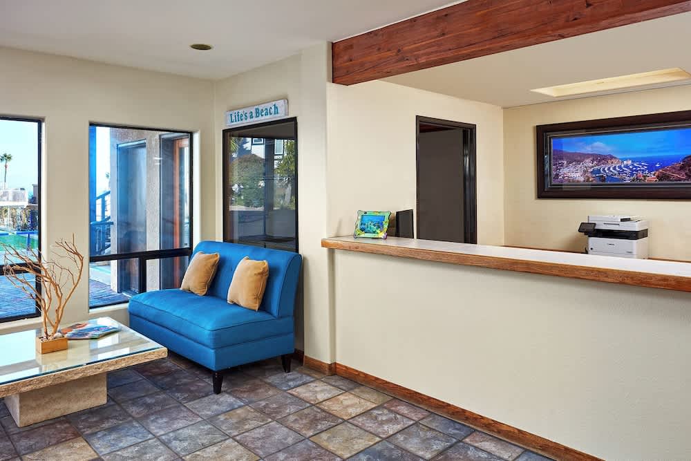 Seaport Village Inn, Avalon 2