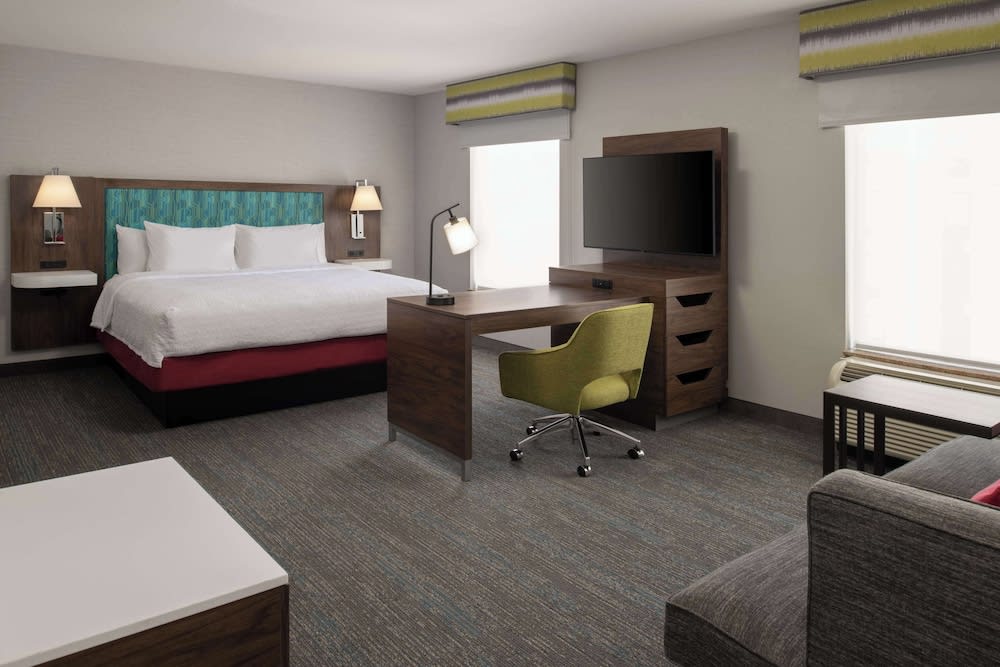 Hampton Inn & Suites Seattle-Airport/28th Ave 3