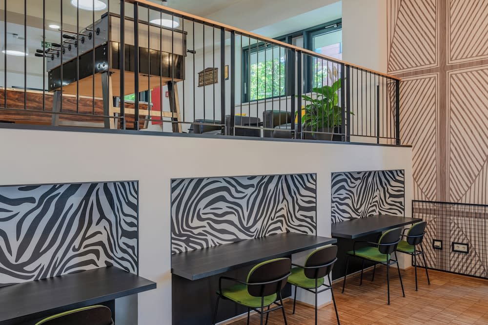 Dean's Home Budapest 4