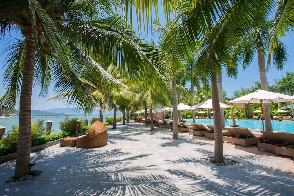 Diamond Bay Resort & Spa 1