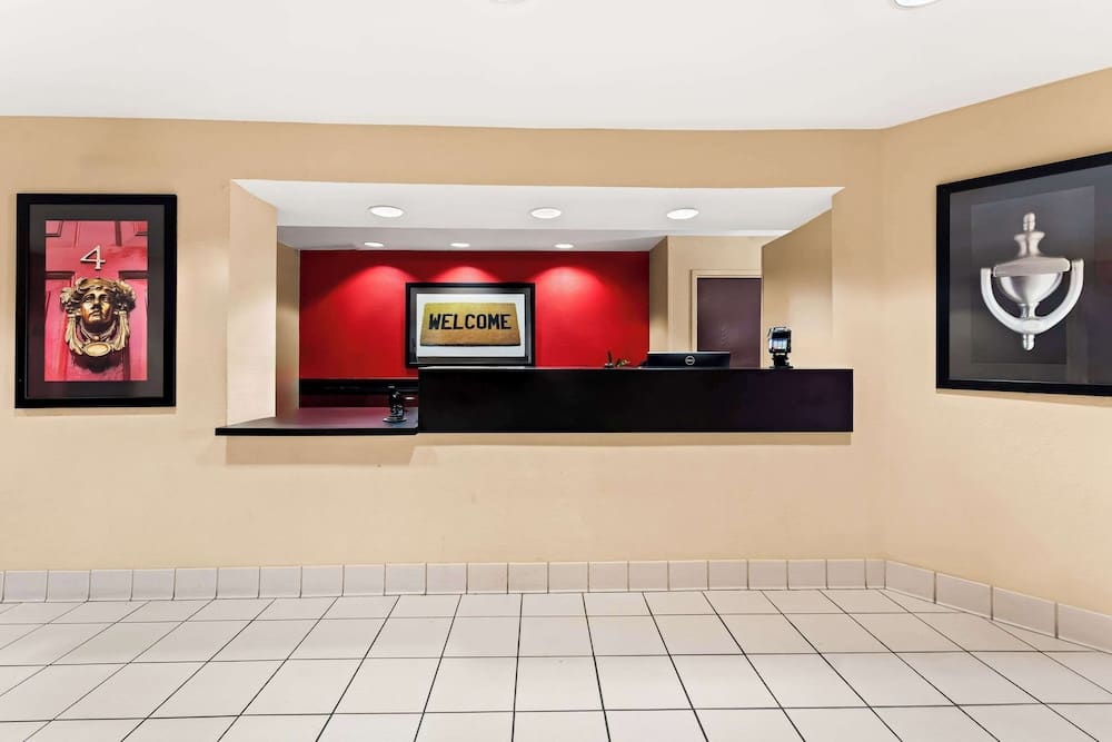 Suburban Studios Columbus Bradley Park 3