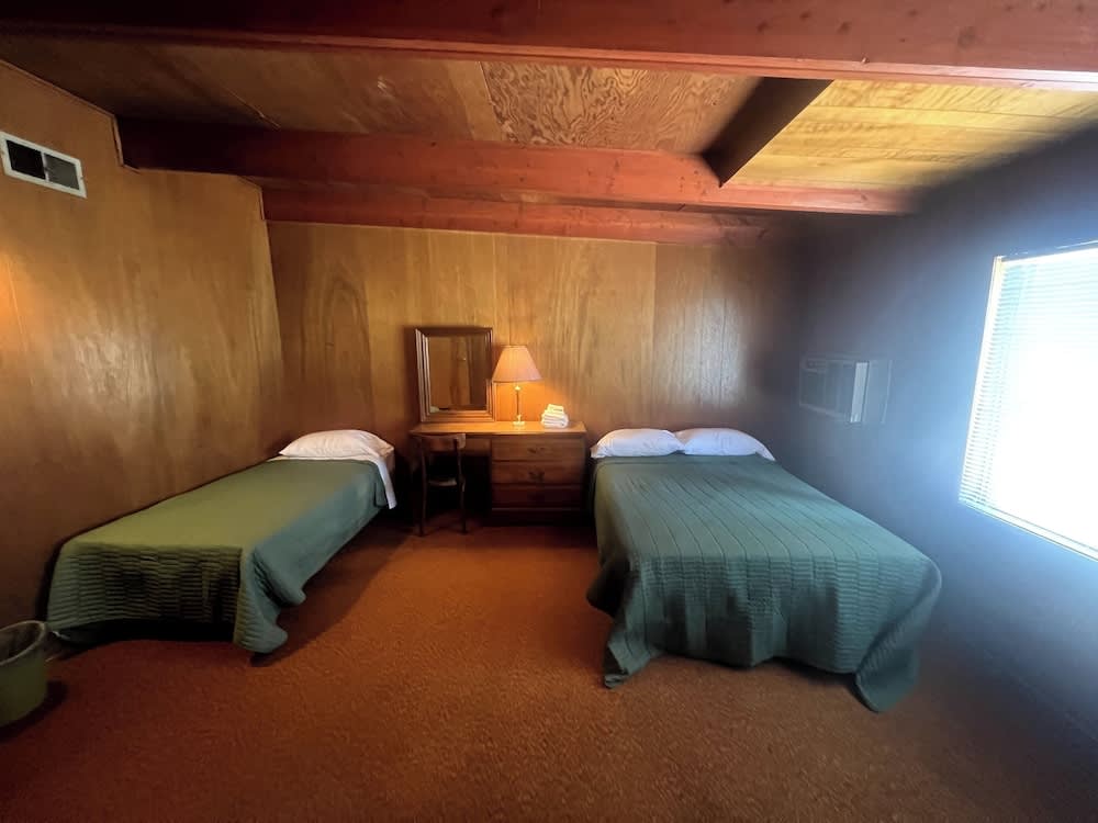 Lost Pines Lodge 2