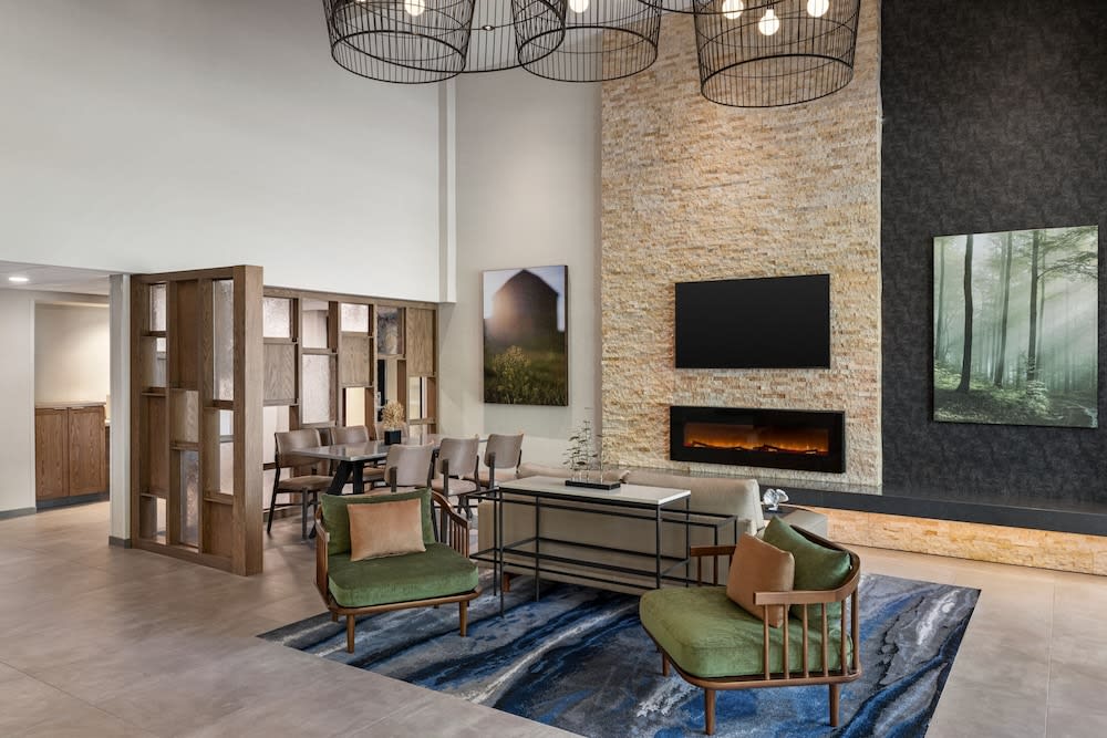 Fairfield by Marriott Inn & Suites Madison South 3