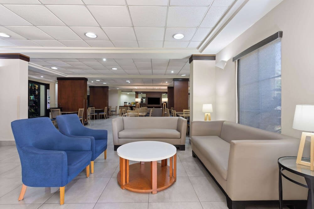 Wyndham Garden Monterrey Aeropuerto 5