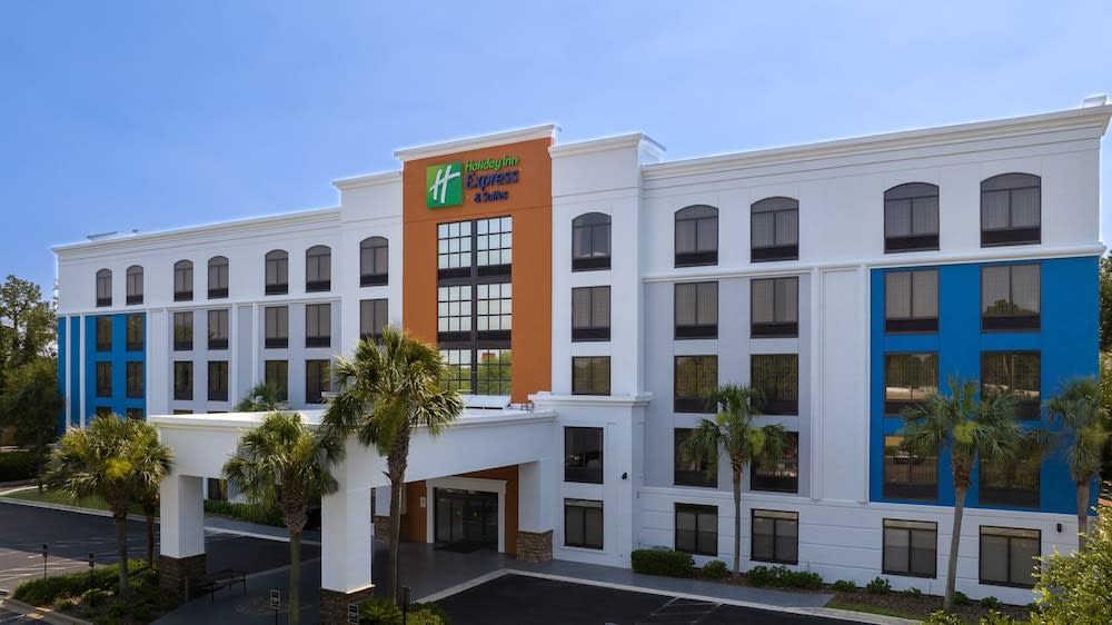 Holiday Inn Express & Suites JACKSONVILLE SE- MED CTR AREA by IHG 1