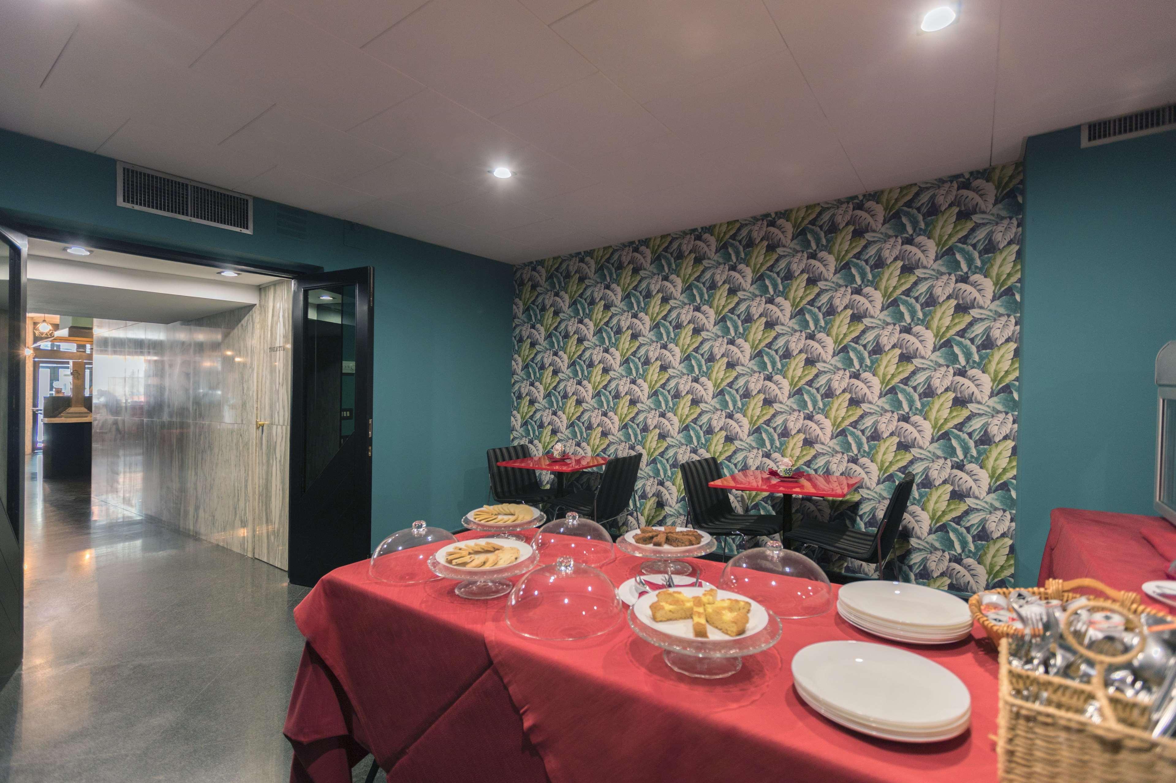 Executive Business Hotel 5