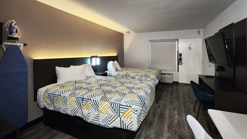 Studio 6 Alvin, TX 5