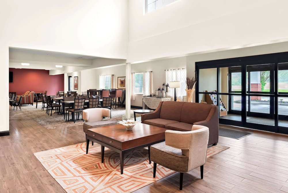 Best Western Palmyra Inn & Suites 3