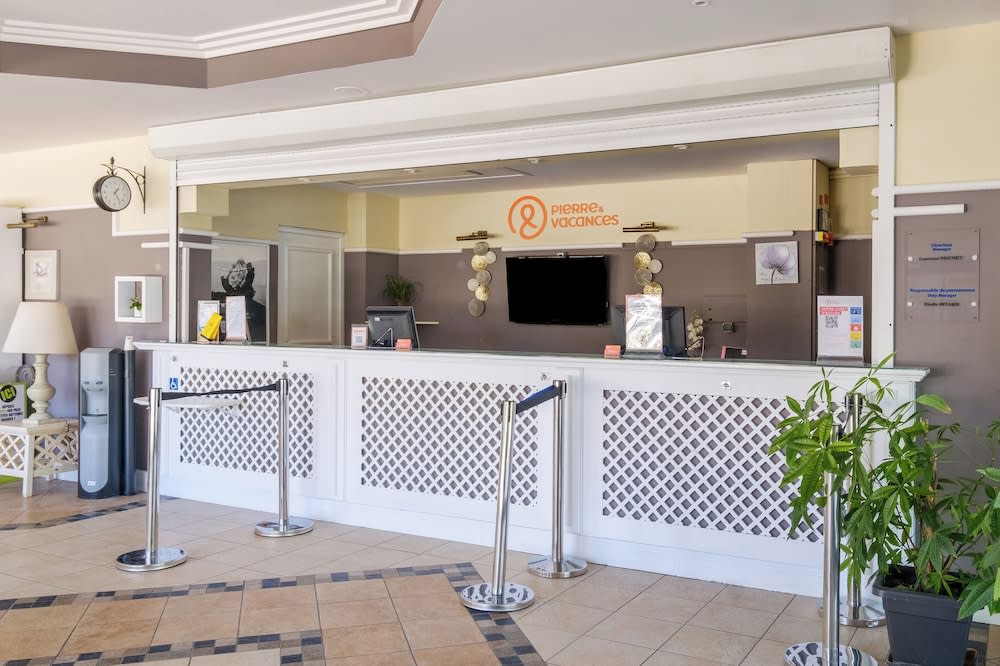 Pierre & Vacances Residence Cannes Mandelieu 2