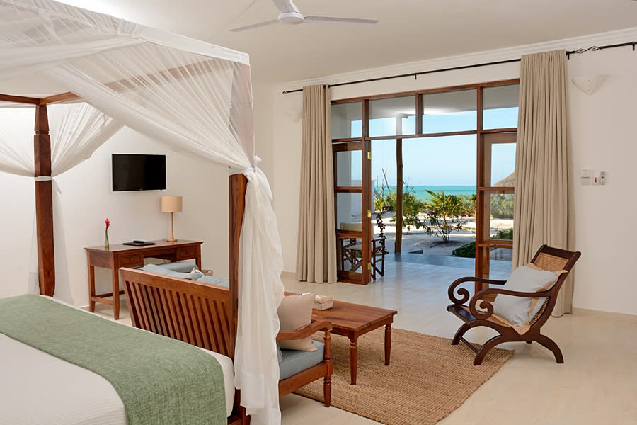 Kisiwa on the Beach 2