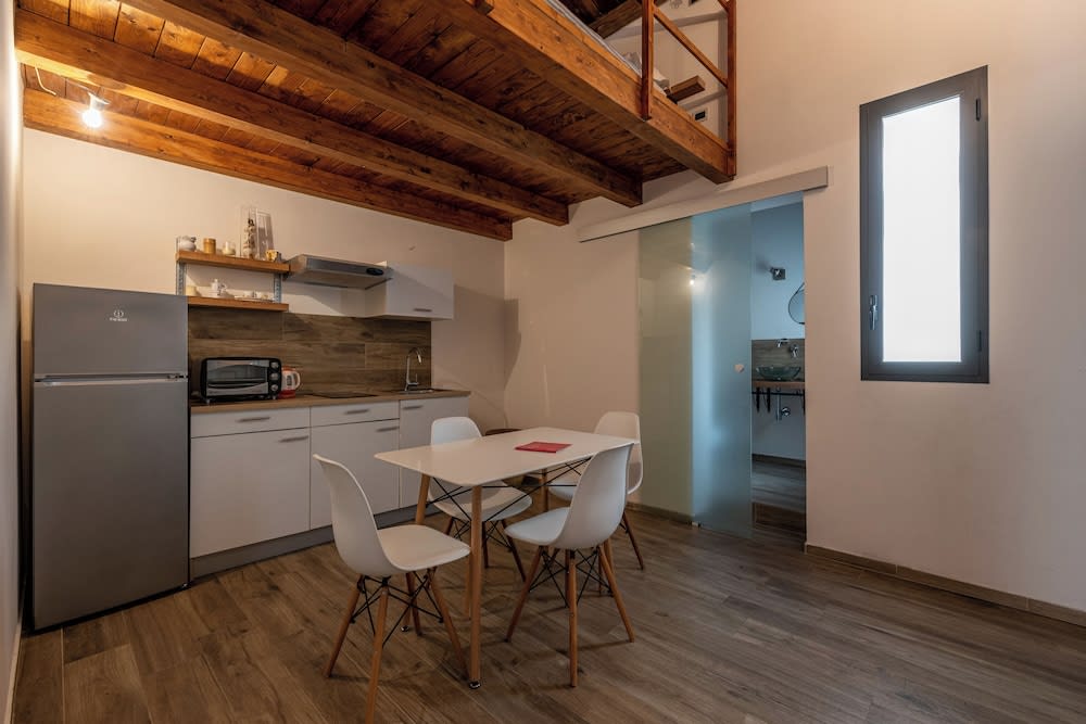 Zisa Castle Apartment by Wonderful Italy 1