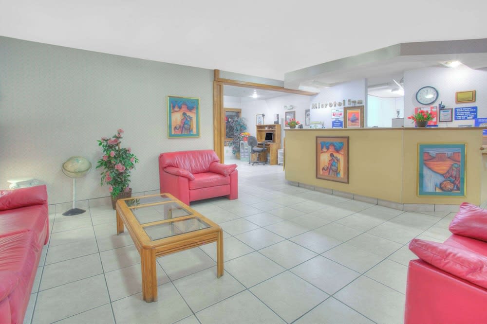 Microtel Inn & Suites by Wyndham Gallup - PET FRIENDLY 2