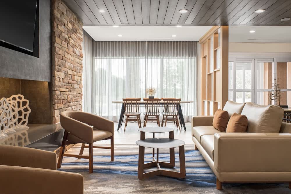 Fairfield by Marriott Inn & Suites Cullman 2