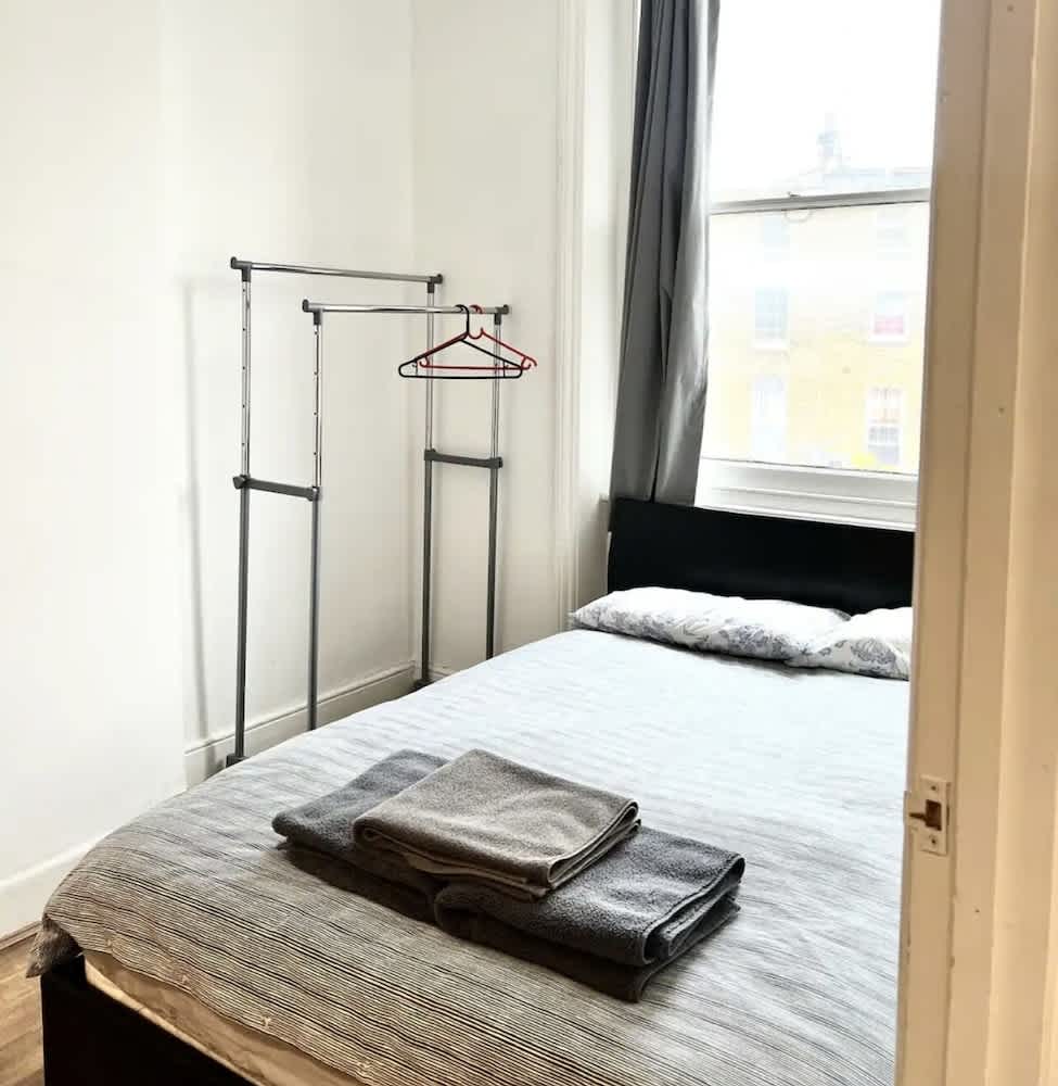 Cozy City Apartment in London 2