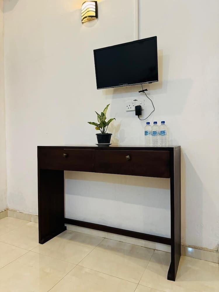 Cityscape Yala by 999 Hotel & Restaurant 1