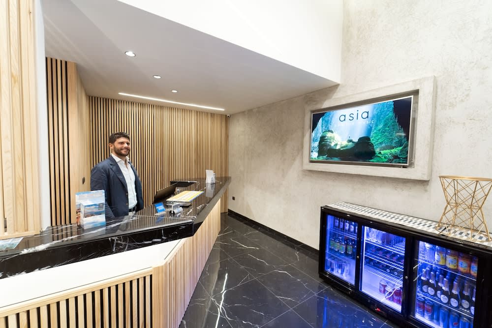 H. G. Boutique Toledo Napoli Centro 3