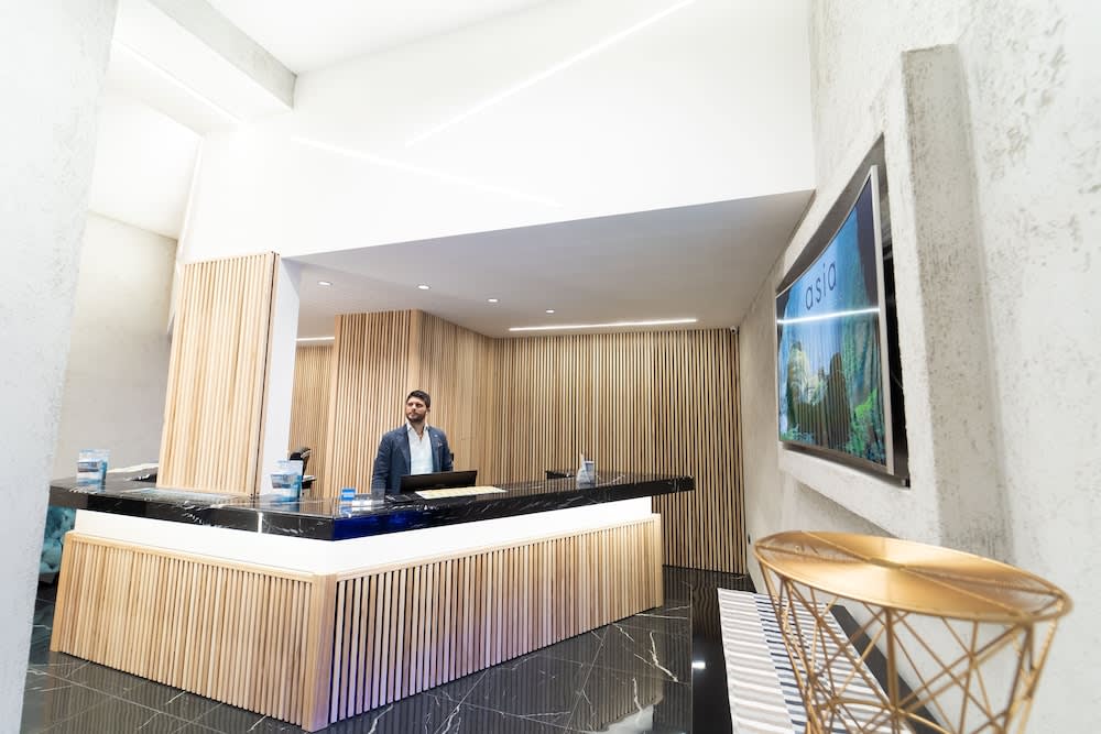 H. G. Boutique Toledo Napoli Centro 2