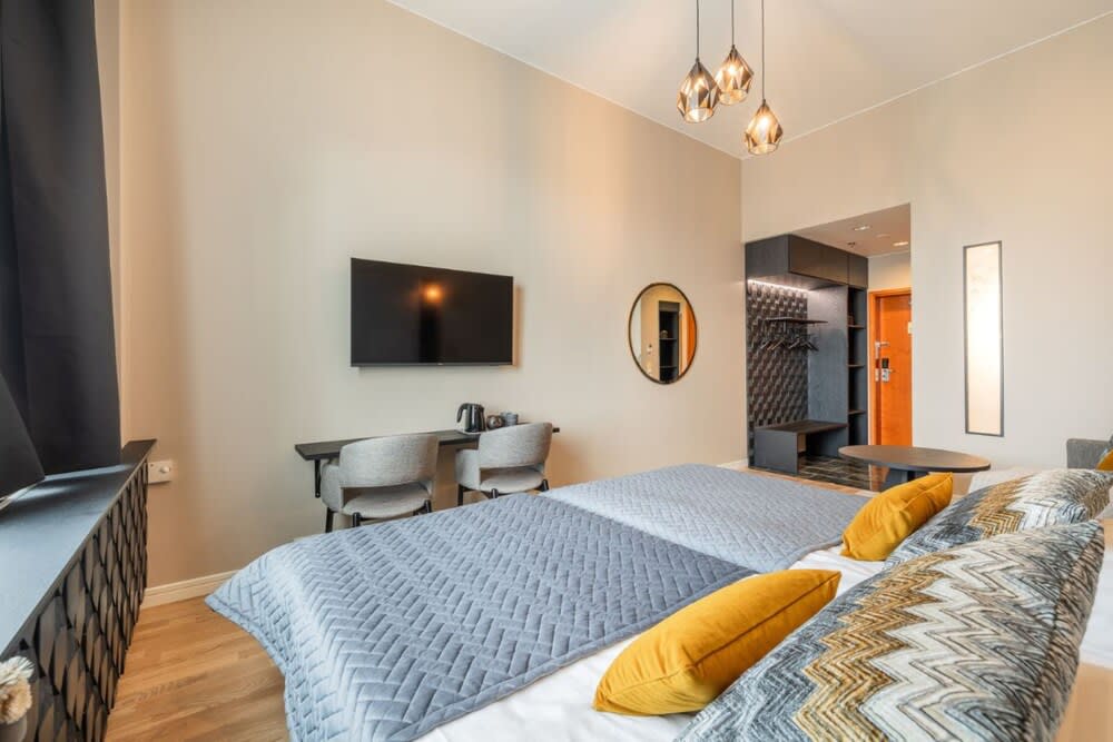 Santa's Hotel Santa Claus 1