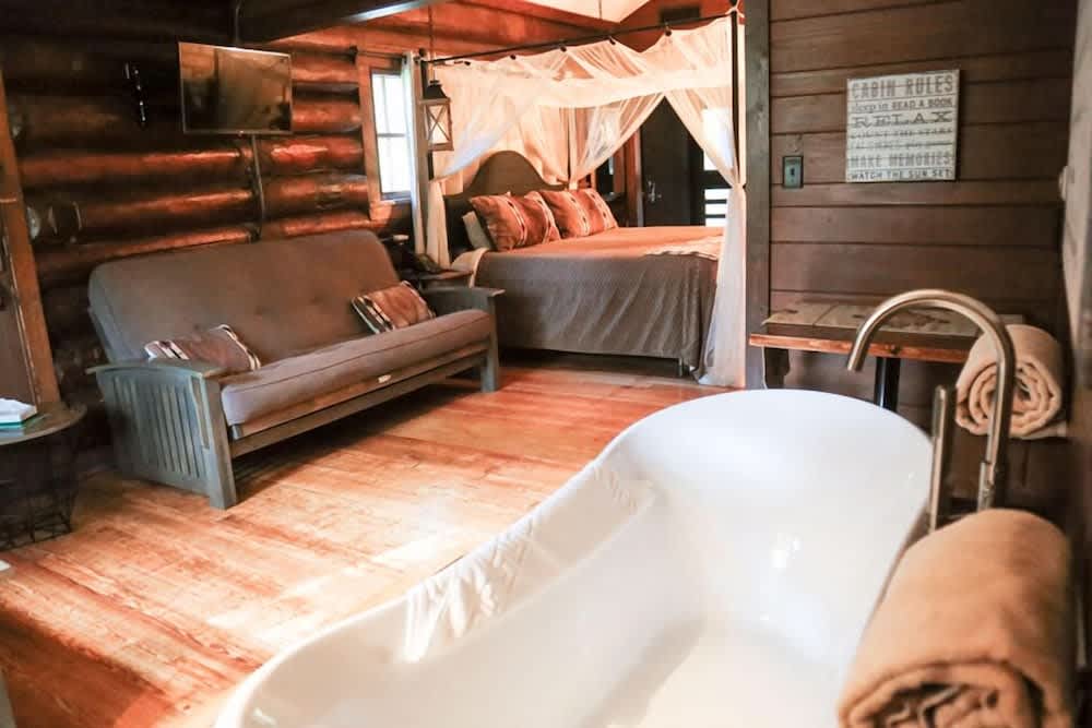 White Pines Lodge 2