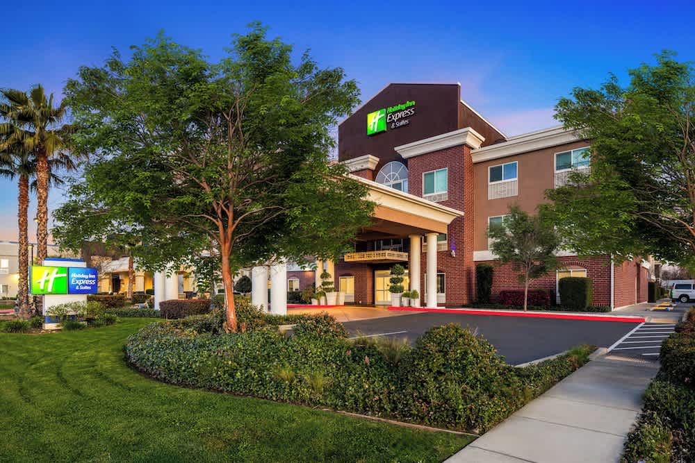 Holiday Inn Express & Suites SACRAMENTO NE CAL EXPO by IHG 1