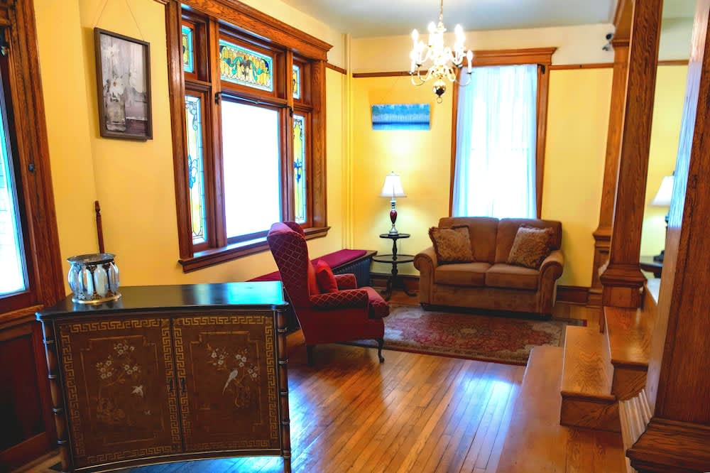 Elk River Hotel 2