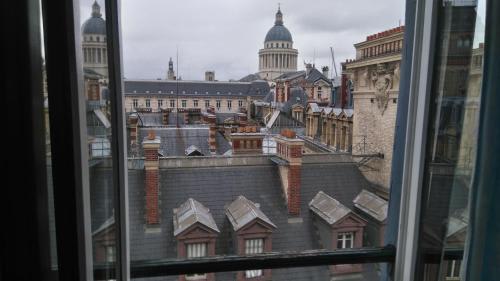 Hotel Cluny Sorbonne 3