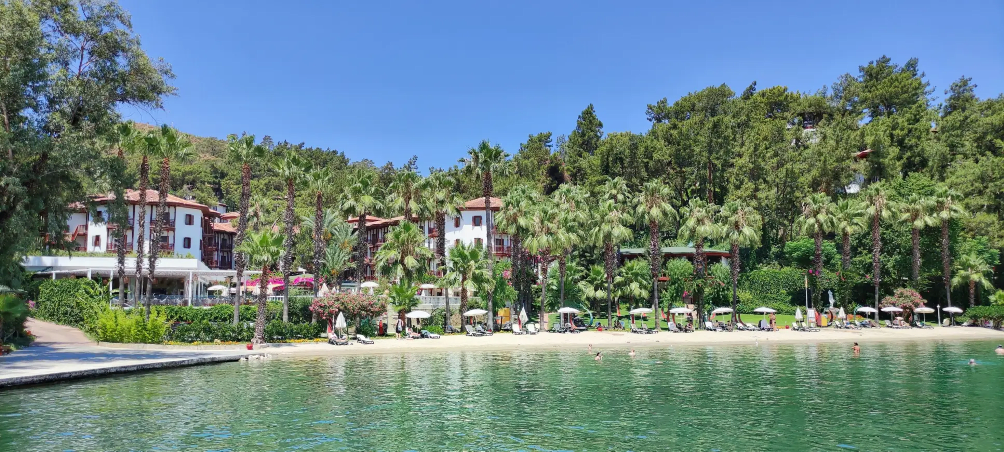 Club & Hotel Letoonia 2
