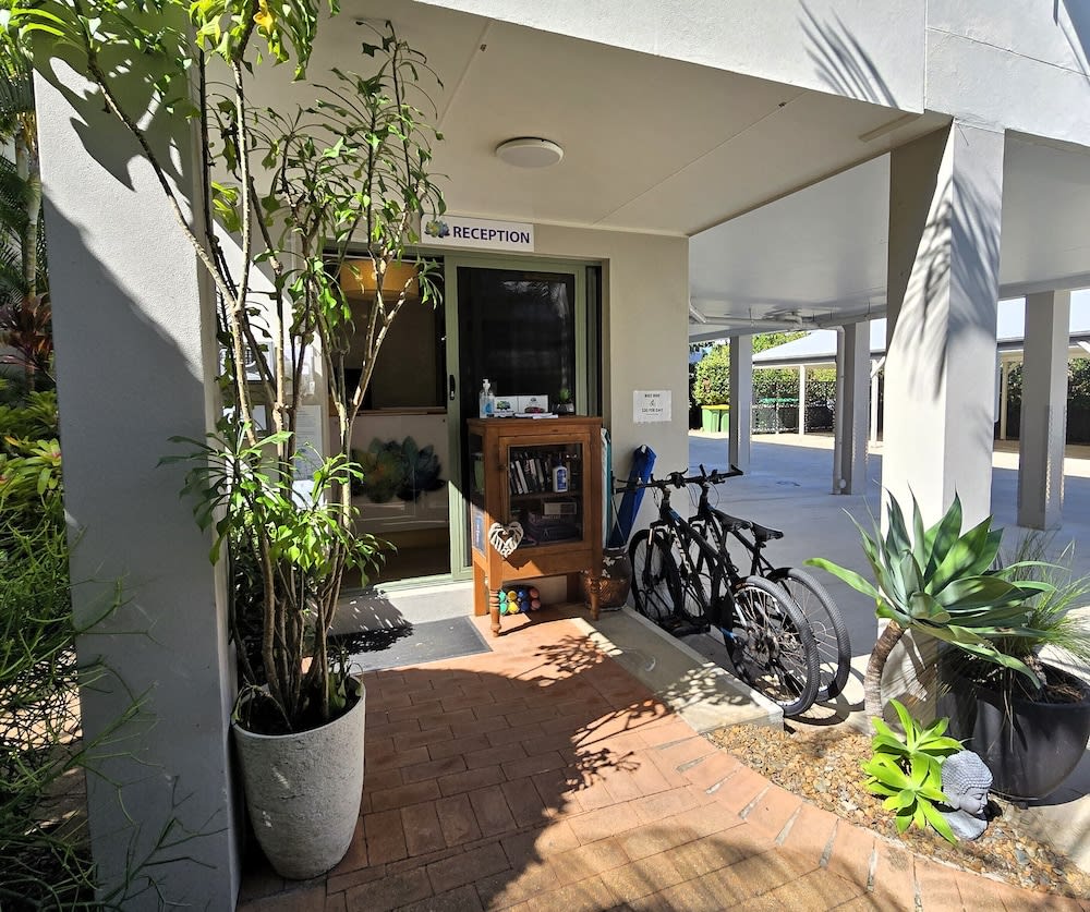 Noosa River Retreat Holiday Apartments 2