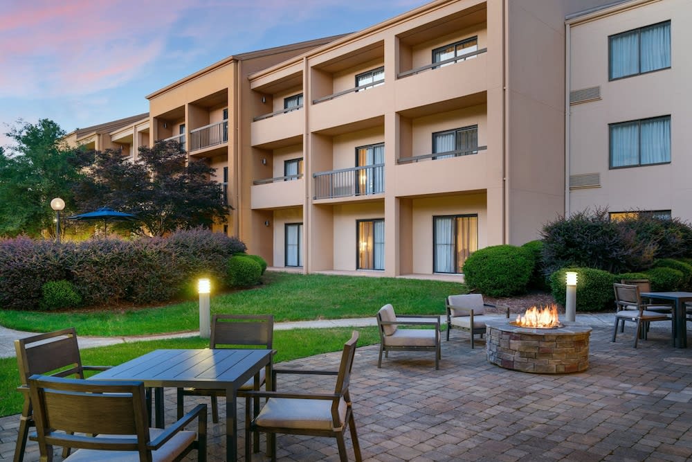 Courtyard by Marriott Little Rock West 1