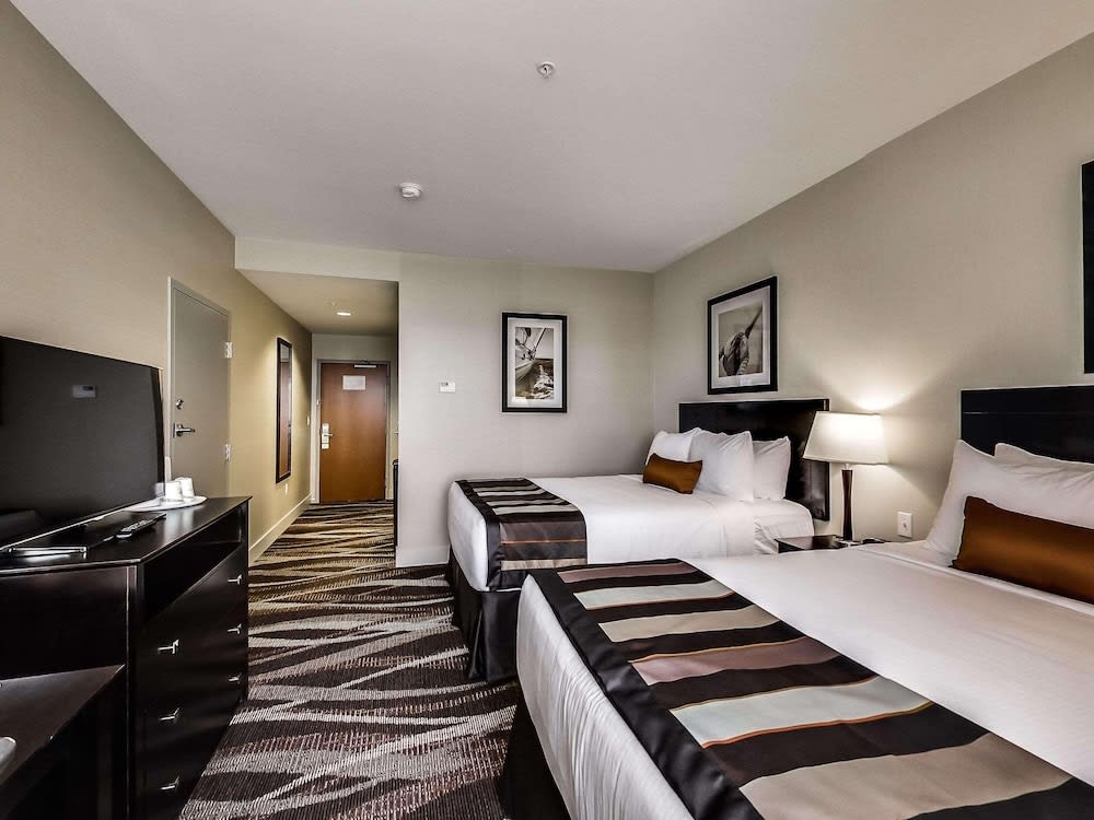 Radisson Hotel Edmonton Airport 1
