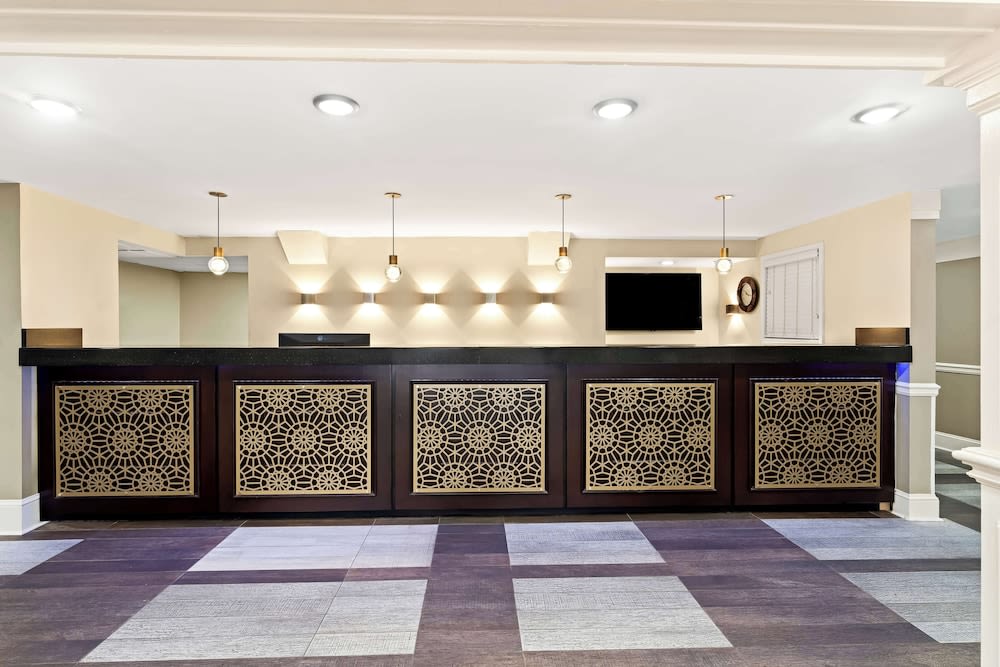 Best Western Riverside Inn 2