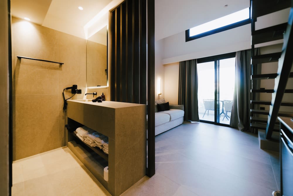 LAN-GO SIVOTA Luxury Living 5