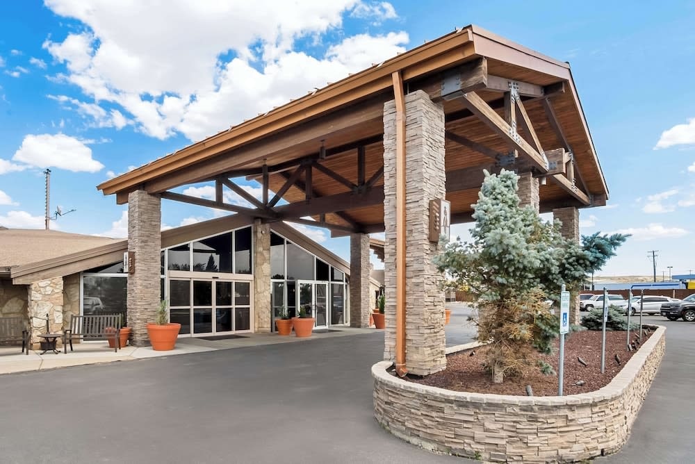 Best Western Outlaw Inn 1