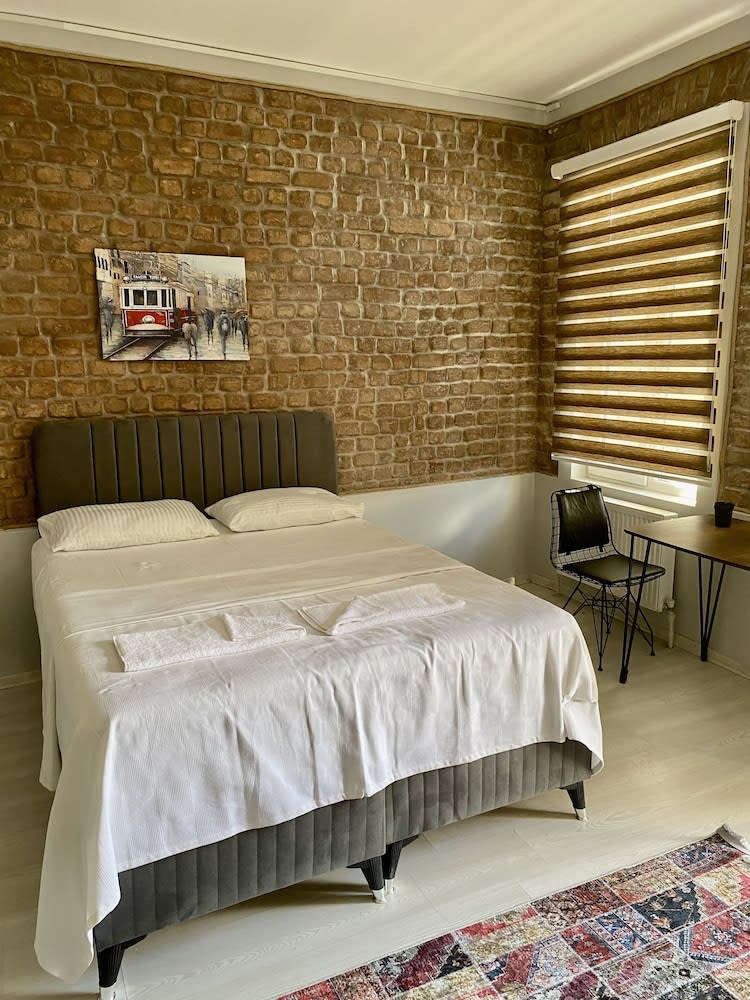 Zelya Istanbul Flats 2