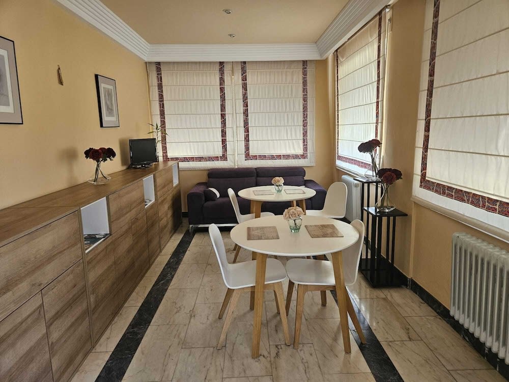 Casablanca Hotel Studios 3