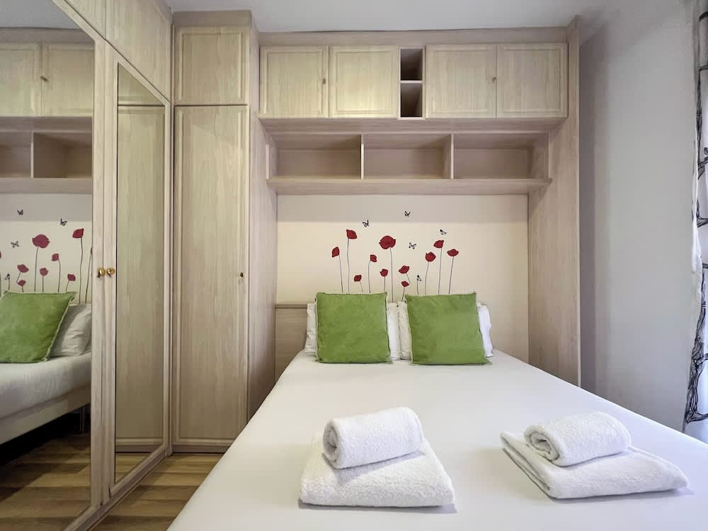 Stay U-nique Apartments Sardenya II 5