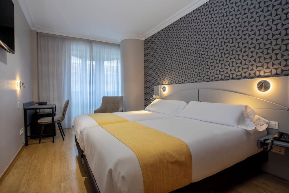 Hotel Corona de Castilla Burgos 2