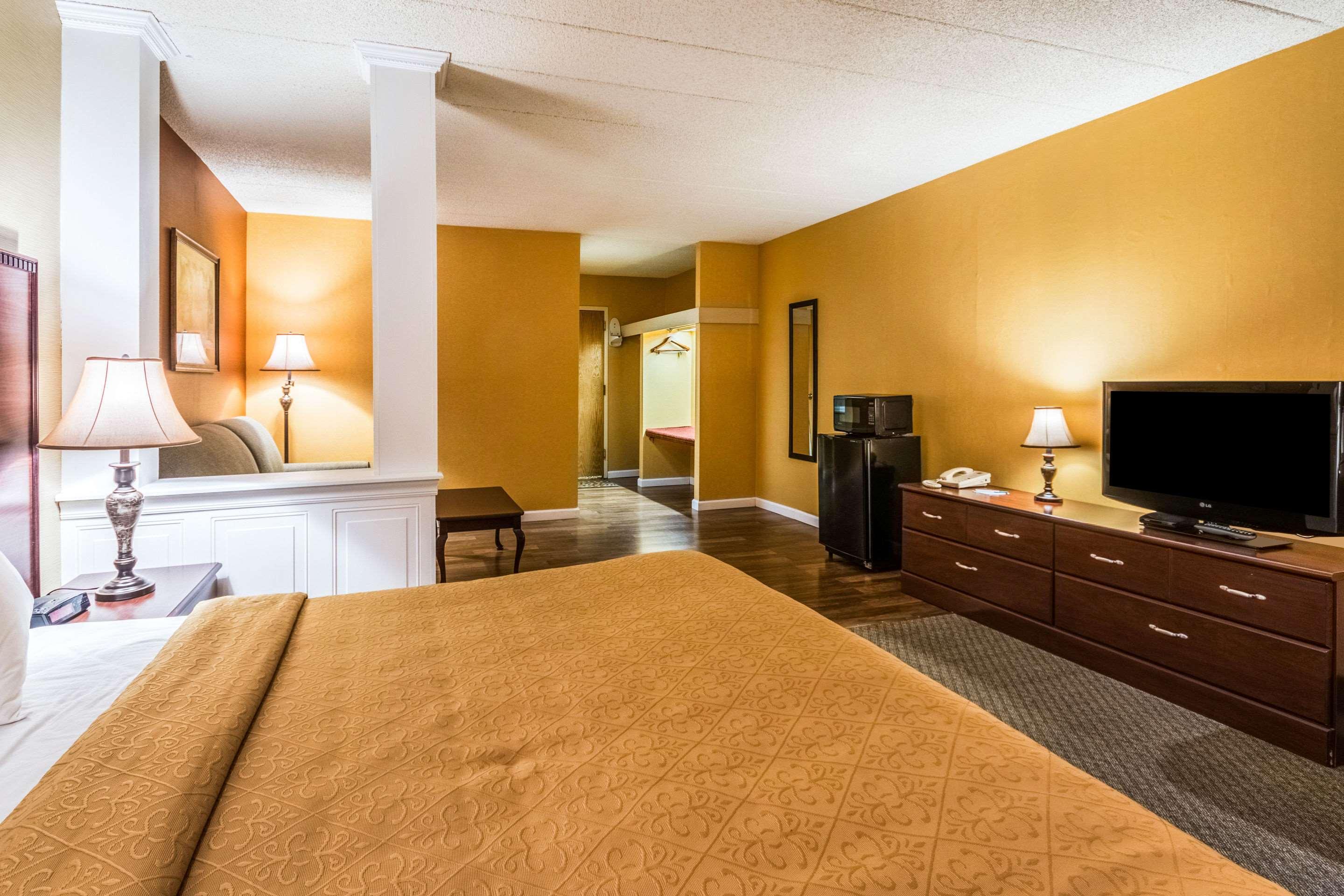 Home2 Suites by Hilton McHenry Deep Creek Lake 1