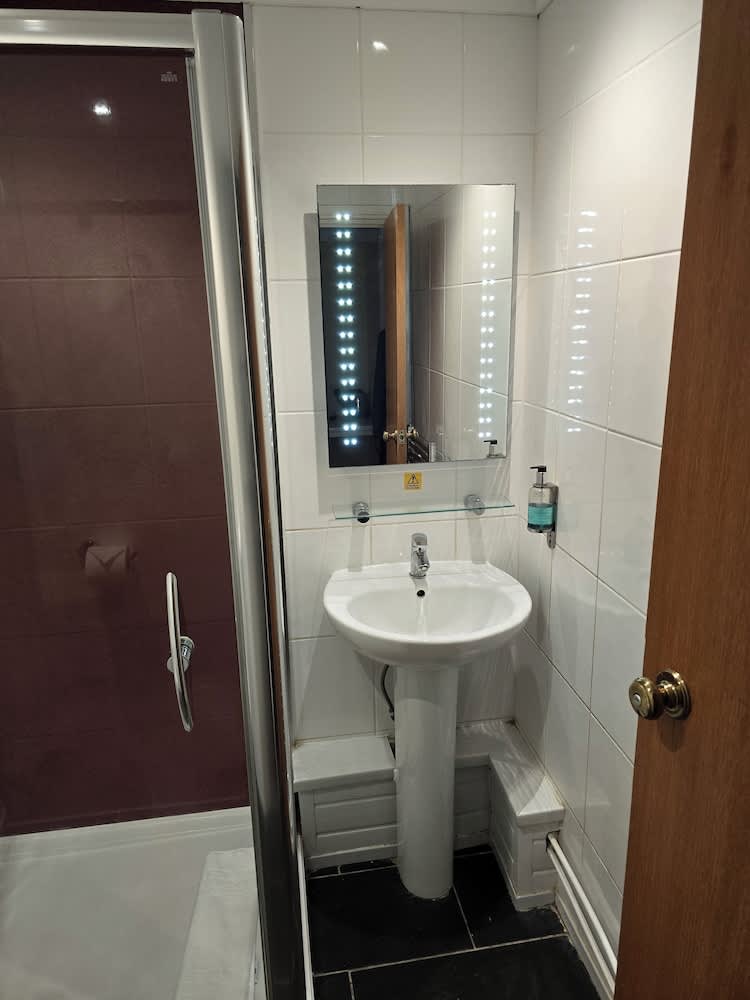 Best Western Reading Calcot Hotel 5