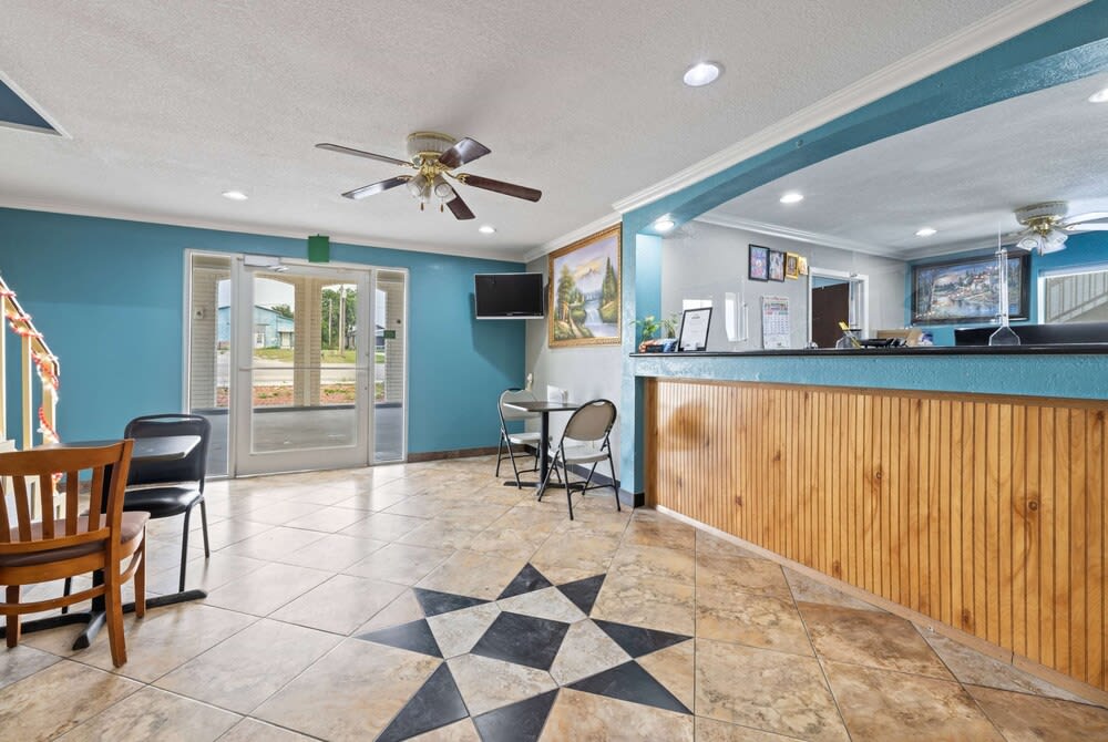 Days Inn by Wyndham Kenedy/Karnes City 2